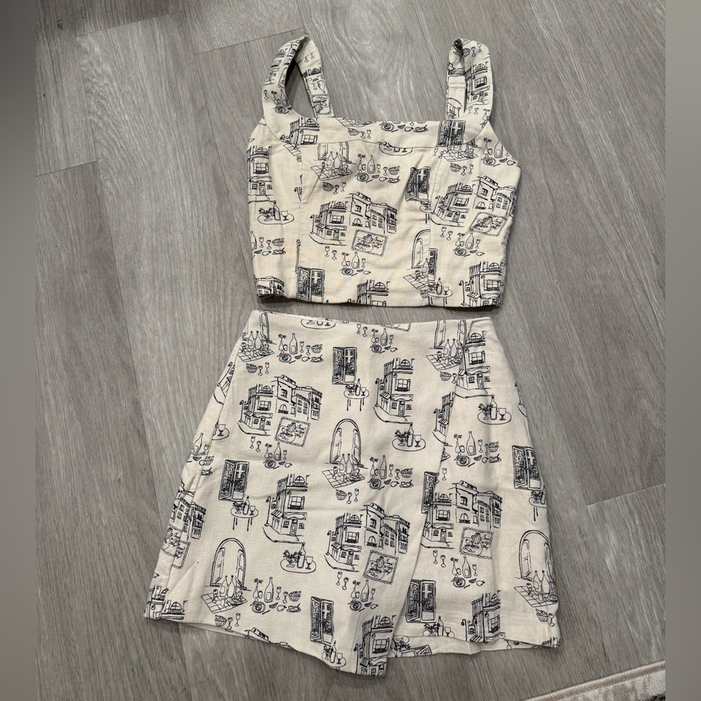 Abercrombie & Fitch Beige and Black Patterned Set